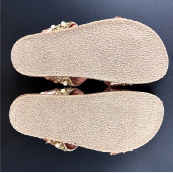 Free People Moon Child Embellished Slide Sandal Leather Rose Gold 37/ US size 7 - Picture 4 of 7